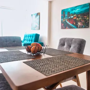  Apartamento Century